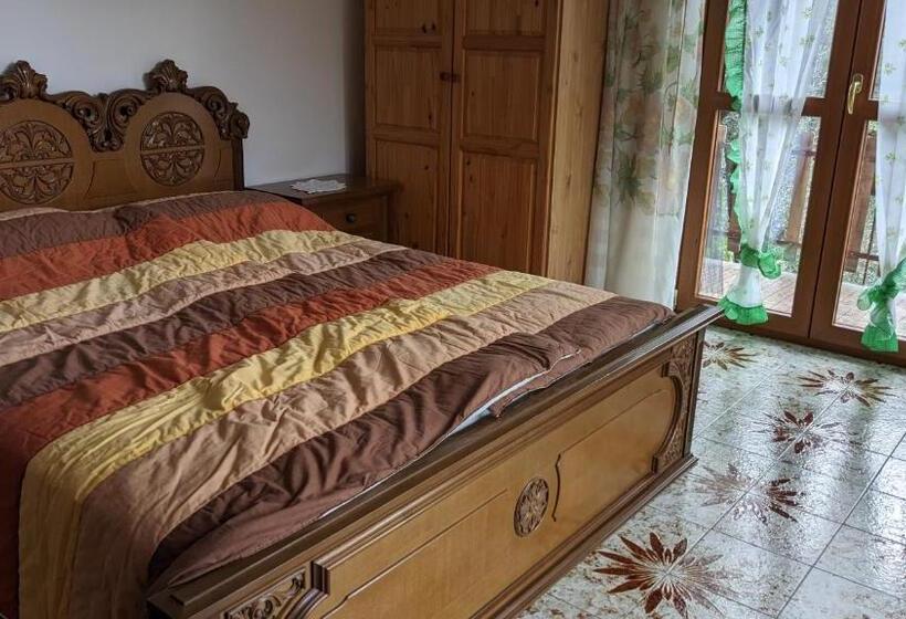 Трехместный Номер Стандарт с Балконом, La Margherita Di Teriasca