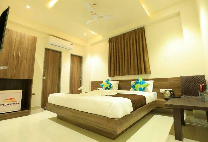 Deluxe Room with Balcony, Scintilla