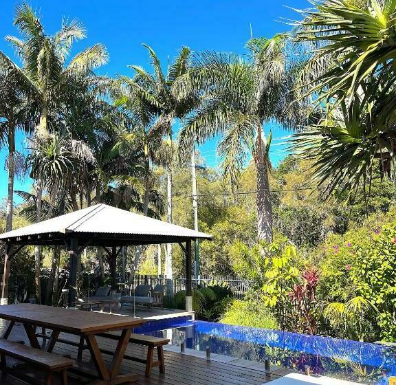 Номер Стандарт Вид на Парк, Away Guesthouse  Away On Shirley Lane