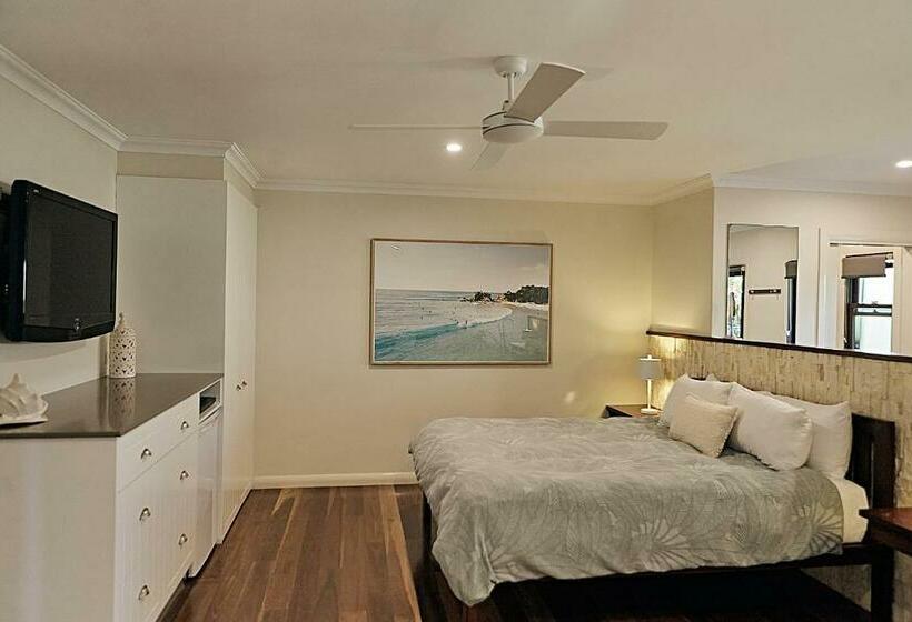 Номер Стандарт Вид на Парк, Away Guesthouse  Away On Shirley Lane