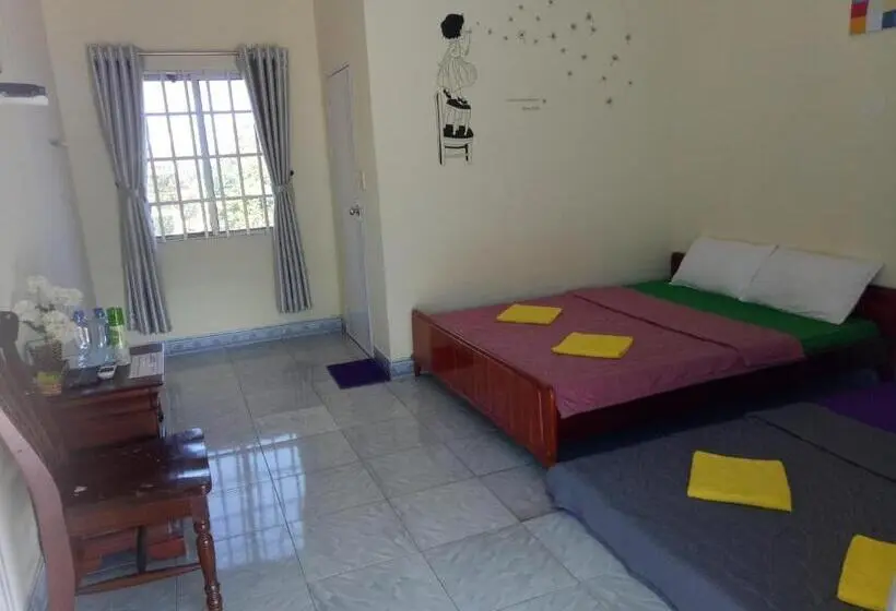 اتاق استاندارد چهار تخته, Binh An Backpacker Guesthouse