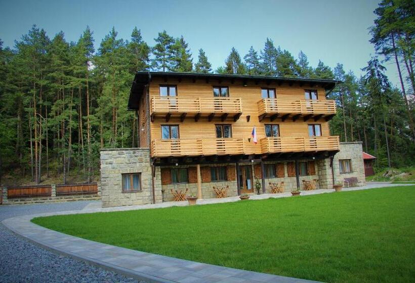 스탠다드 룸 가든 전망, Dum Bratri Capku