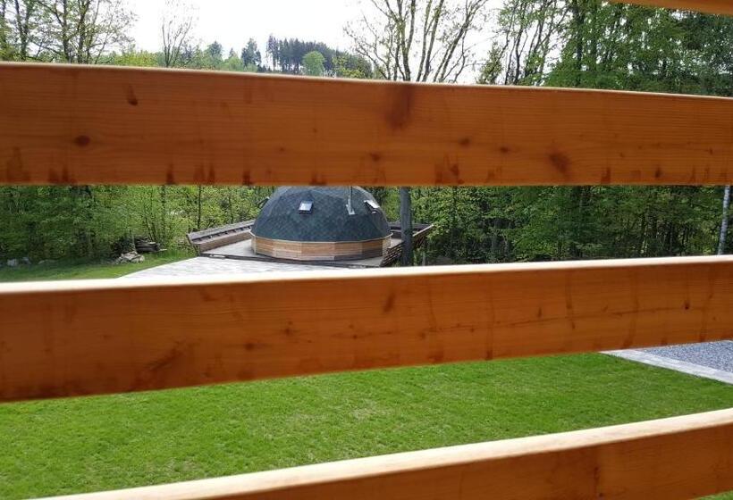 חדר סטנדרט לשלושה עם נוף לגינה, Dum Bratri Capku