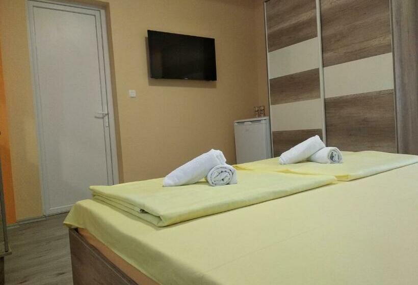 اتاق استاندارد با بالکن, Villa Mimi