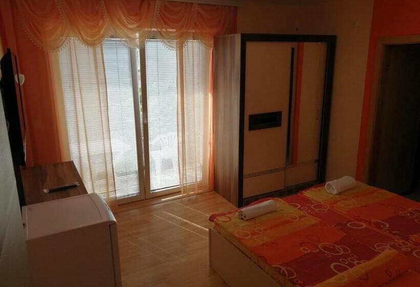اتاق استاندارد با بالکن, Villa Mimi