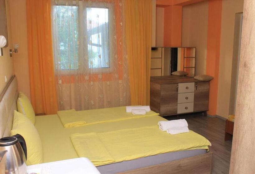 اتاق استاندارد با چشمانداز کوهستان, Villa Mimi