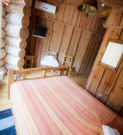 Quarto Estandar, Greete Motel