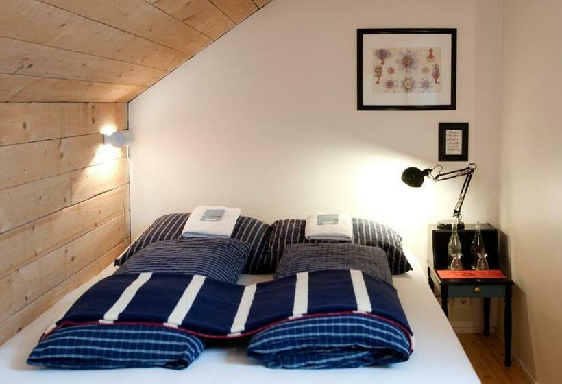 Triple Room Sea View, Tungulending Guesthouse