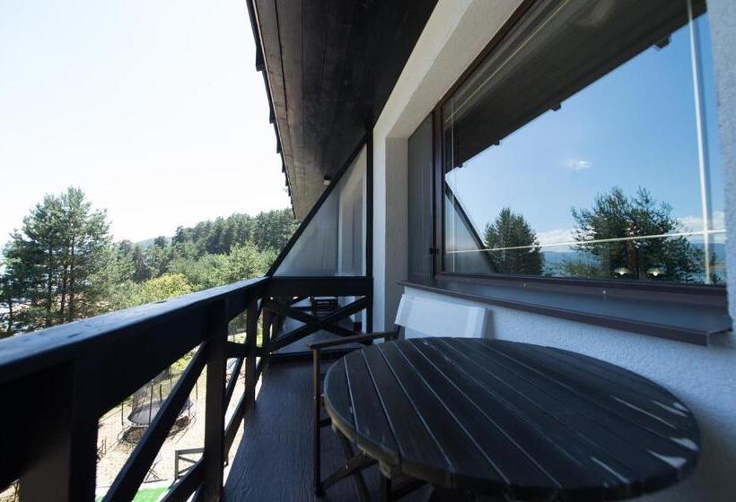 스탠다드 발코니 룸, Family Hotel Hebar