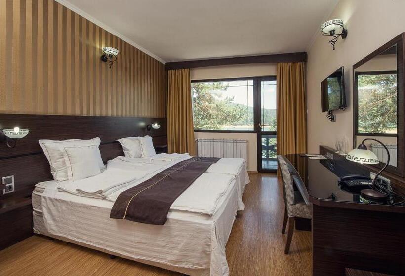 스탠다드 발코니 룸, Family Hotel Hebar