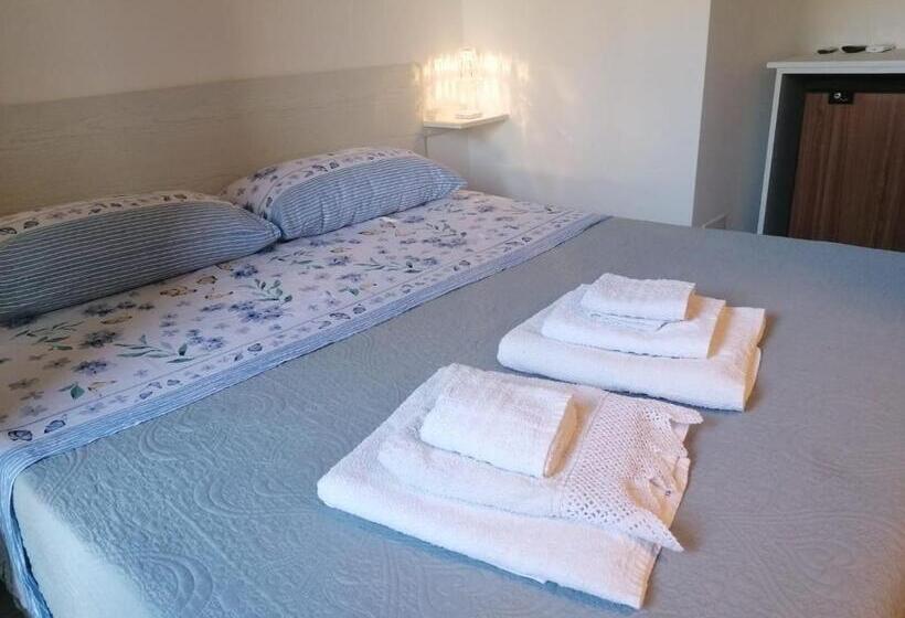 Номер Стандарт, Parco Dei Gerani Il Monolocale Studio