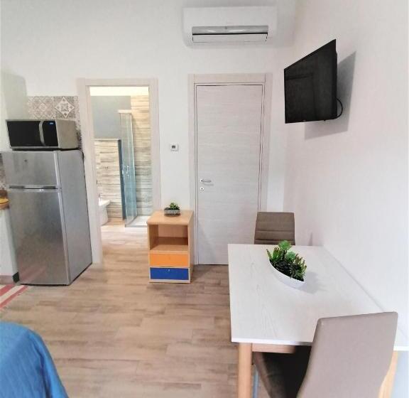 Студия Deluxe, Parco Dei Gerani Il Monolocale Studio