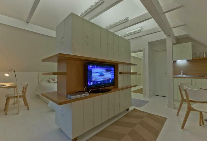 اتاق استاندارد, Vila Balta Balta