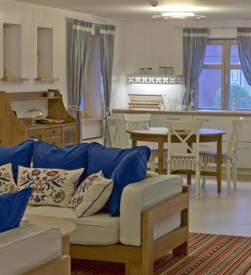 سوییت, Vila Balta Balta