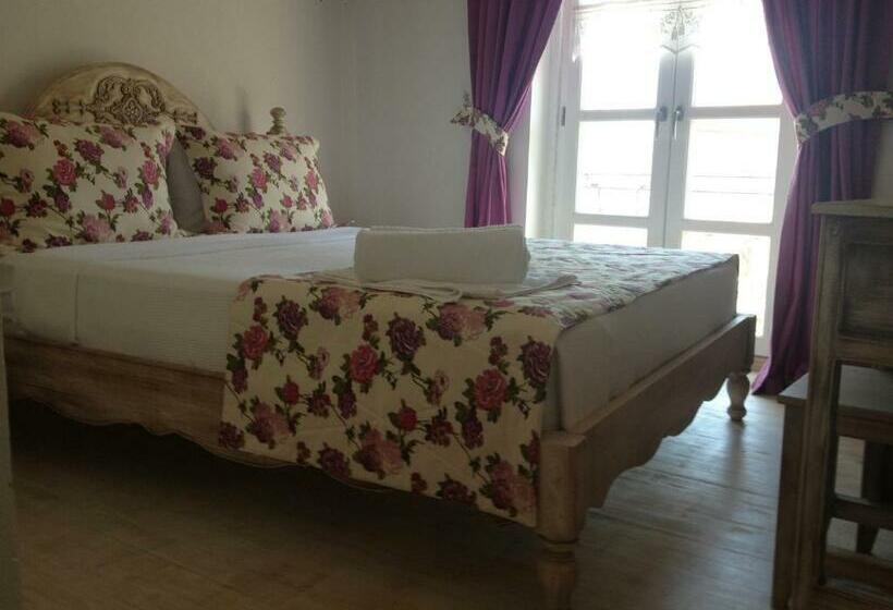 اتاق استاندارد, Ciftekuyu