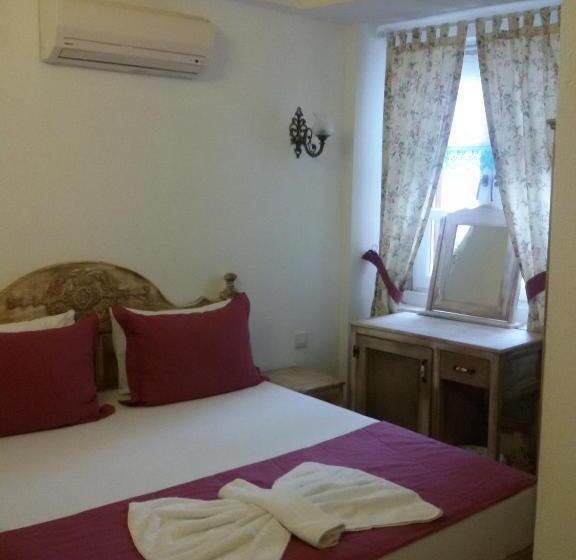 اتاق اکونومی, Ciftekuyu