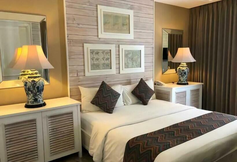 חדר דלוקס, The Kanjeng Suites Petitenget