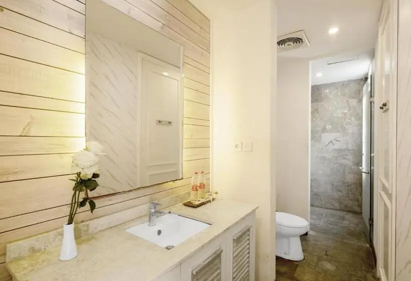 デラックスルーム, The Kanjeng Suites Petitenget