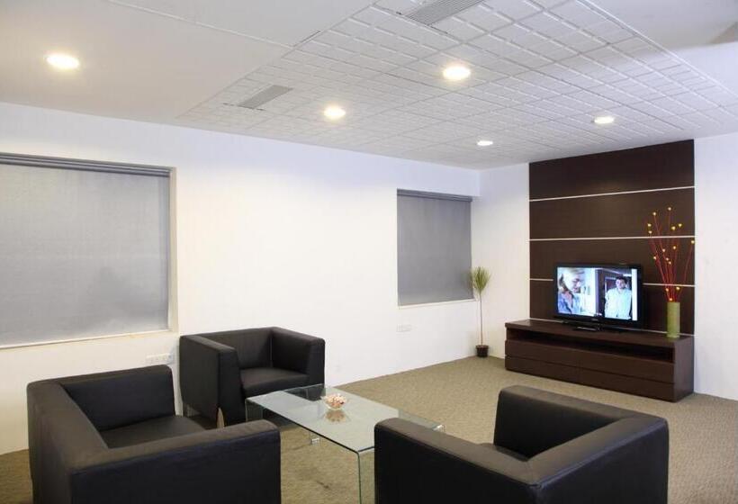 Номер Executive, Vedic Village Sriperumbudur Formerly Known As Citrus