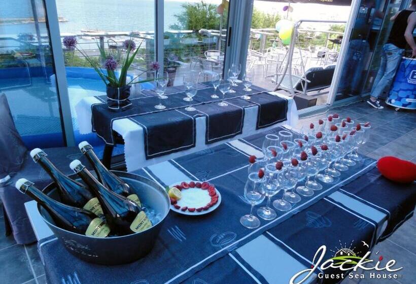 Habitació Estàndard Vista Mar, Villa Jackie