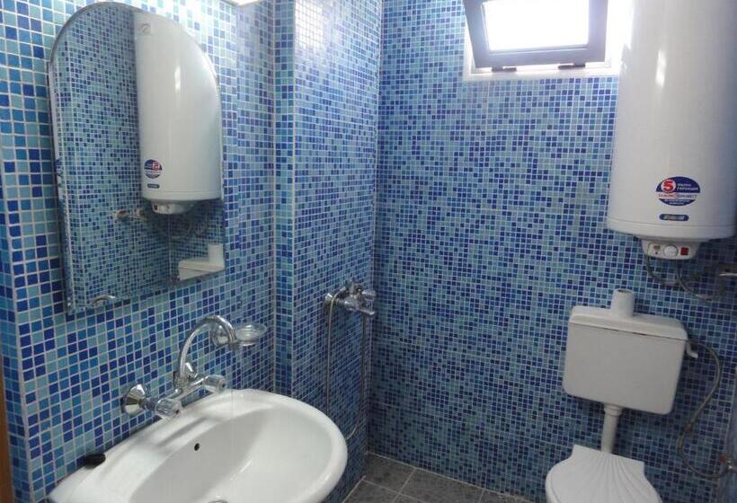 Habitació Economy, Villa Jackie