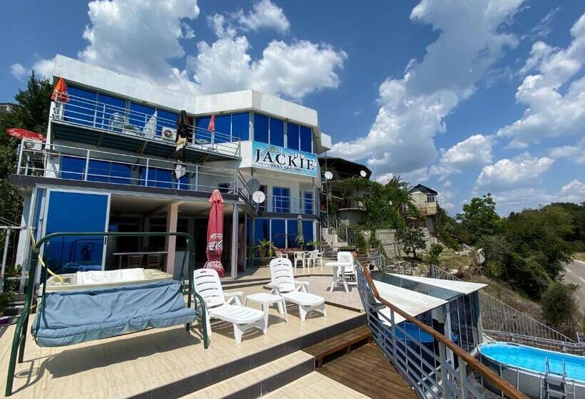 Vila 3 Dormitoris, Villa Jackie