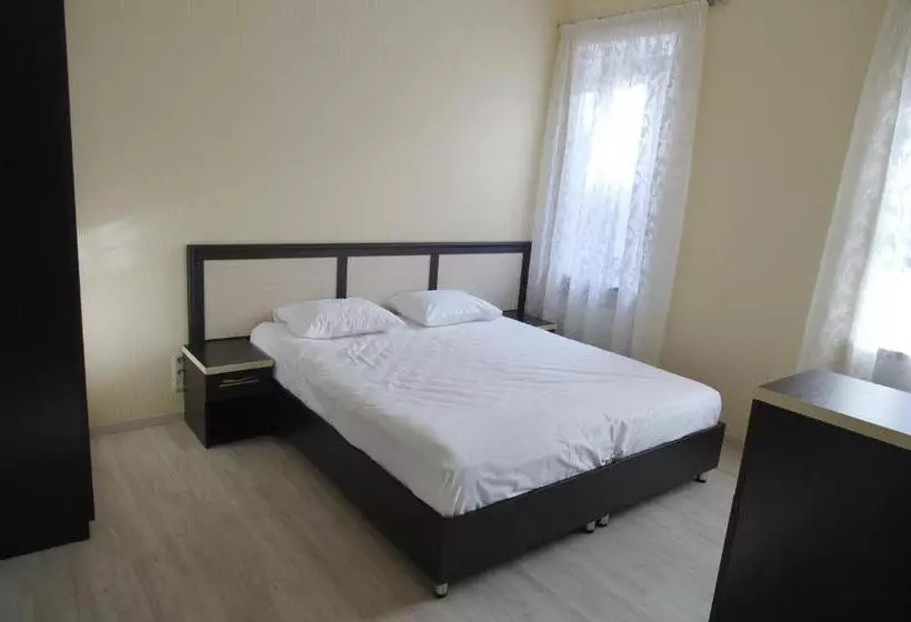 Cameră Basic, New Life
