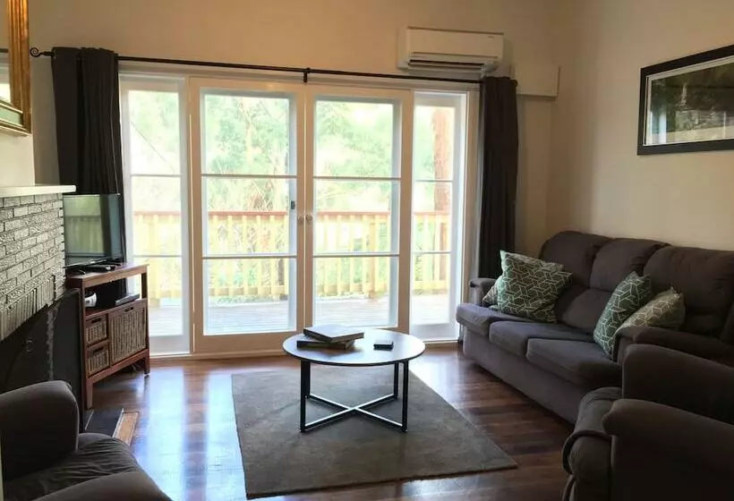 ２ベッドルームハウス, Charnwood Cottages In Warburton