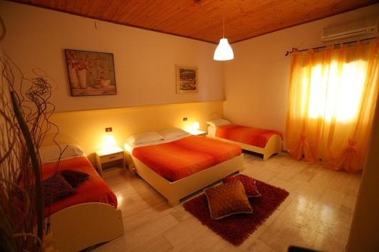 スタンダードルーム, All'antico Pozzo