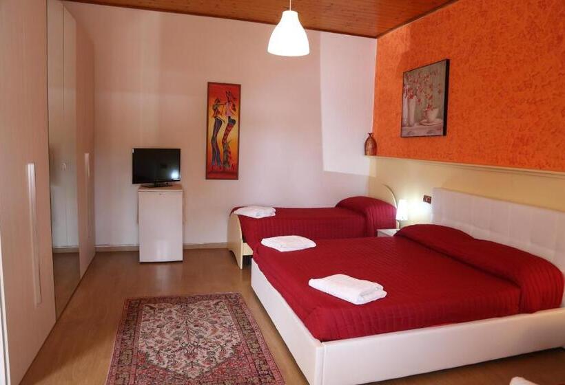 スタンダードルーム, All'antico Pozzo