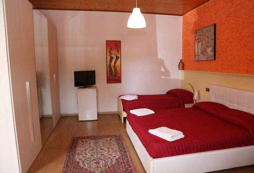 スタンダードルーム, All'antico Pozzo