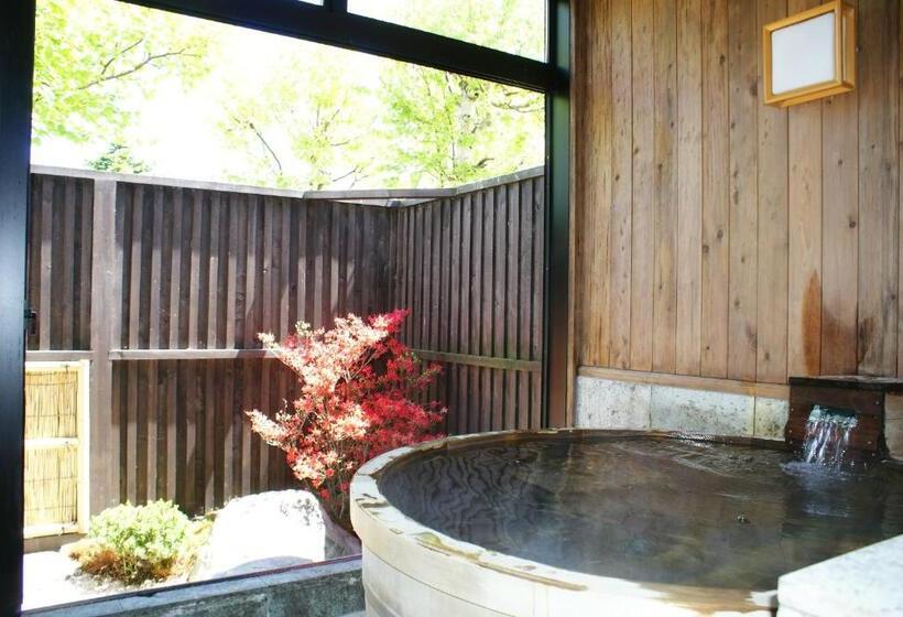 חדר סטנדרט, Kagariya