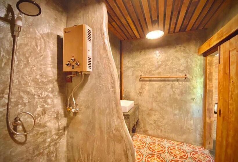 חדר סטנדרט עם מיטת קינג, Sirita