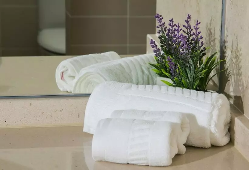 سوییت جونیور, Luna Arcos Hotel Nature & Wellness