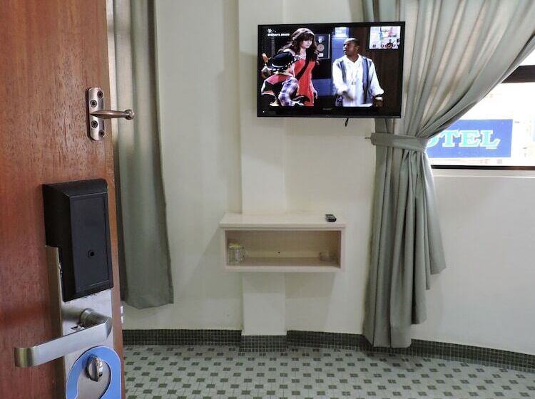 חדר סטודיו סטנדרד, Merlin