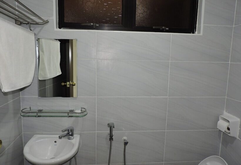 סטודיו משפחתי, Merlin