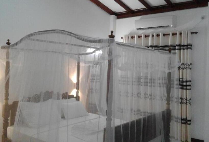 Номер Deluxe Вид на Море с Балконом, Ocean View