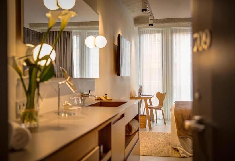 اتاق لوکس, Ohla Eixample