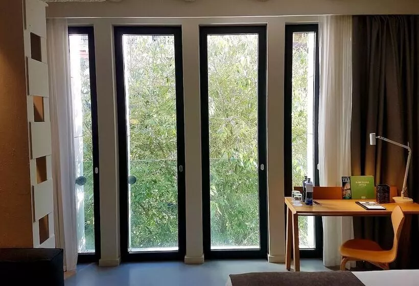سوییت جونیور, Ohla Eixample