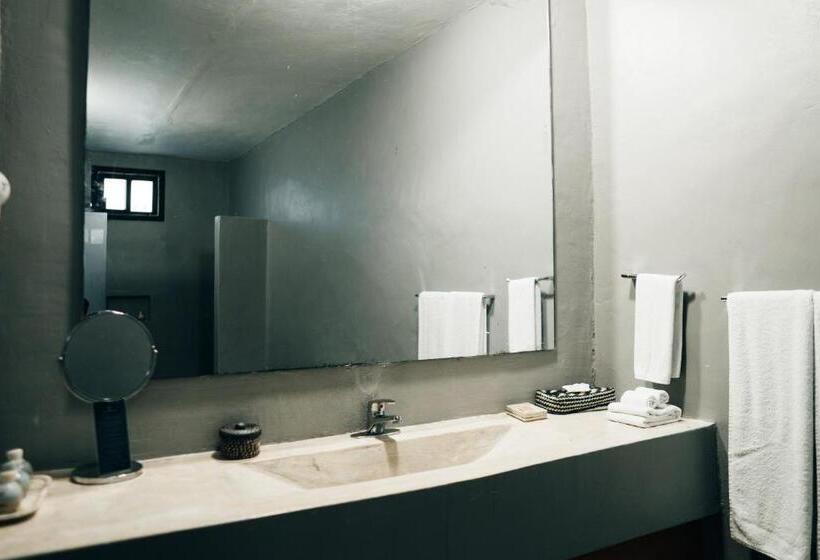 带大床的套房, Piedra De Agua Palenque