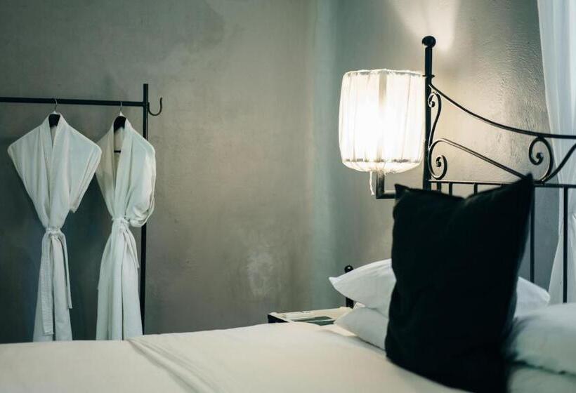 带大床的套房, Piedra De Agua Palenque