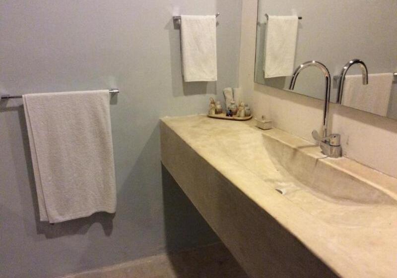 标准间, Piedra De Agua Palenque