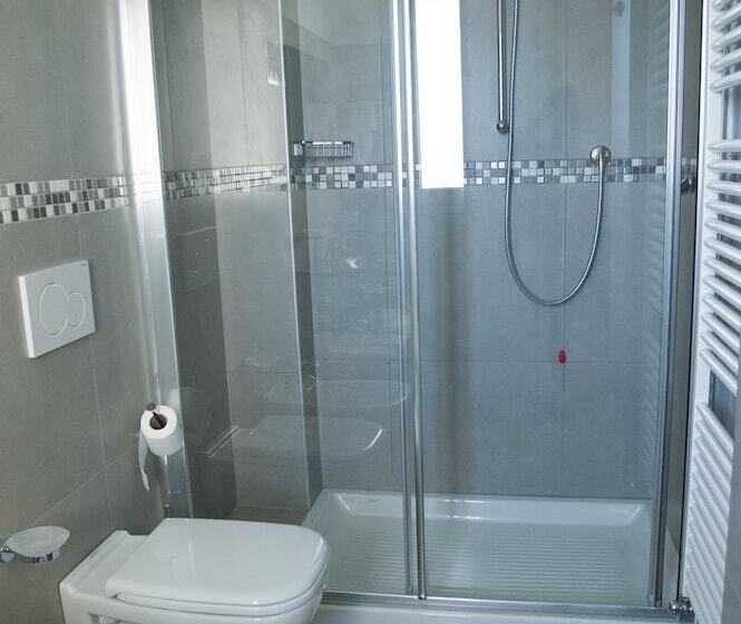 استودیوی استاندارد, Residence Albachiara