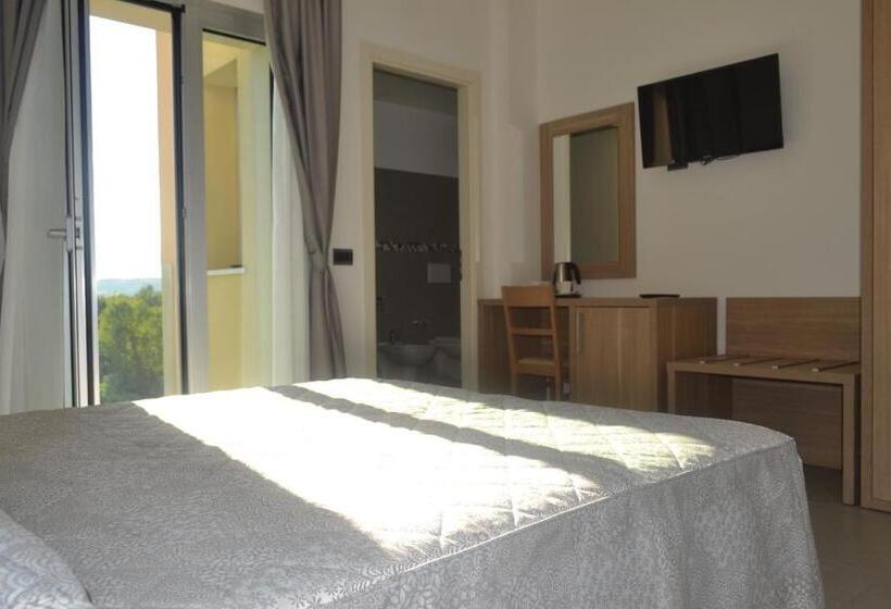 آپارتمان 1 خوابه بدون آشپزخانه, Residence Albachiara