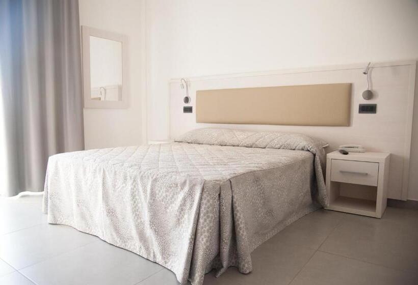 آپارتمان 1 خوابه بدون آشپزخانه, Residence Albachiara