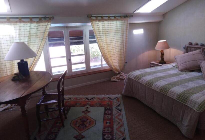 Номер Стандарт, Les Hotes Du Paradis