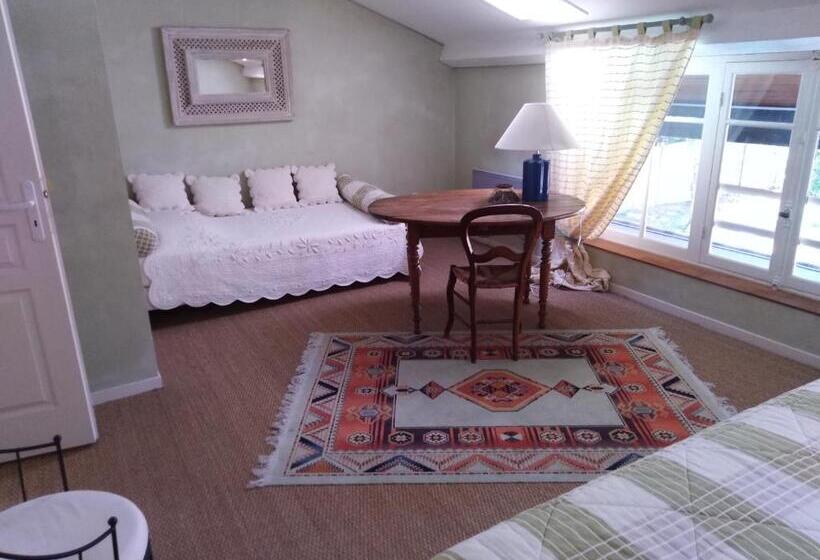 Номер Стандарт, Les Hotes Du Paradis