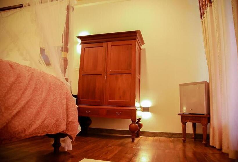 패밀리 룸, Morning Star