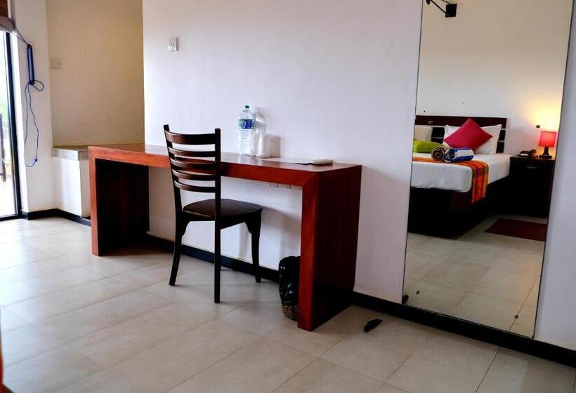 带大床的豪华间, Wellé Wadiya Beach Villa