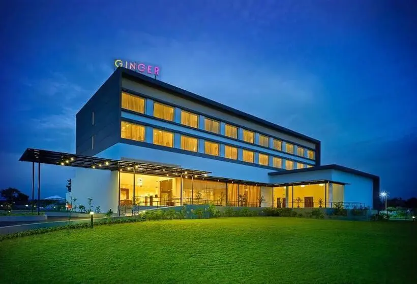 デラックスルーム, The Gateway Hotel Balaghat Road Gondia